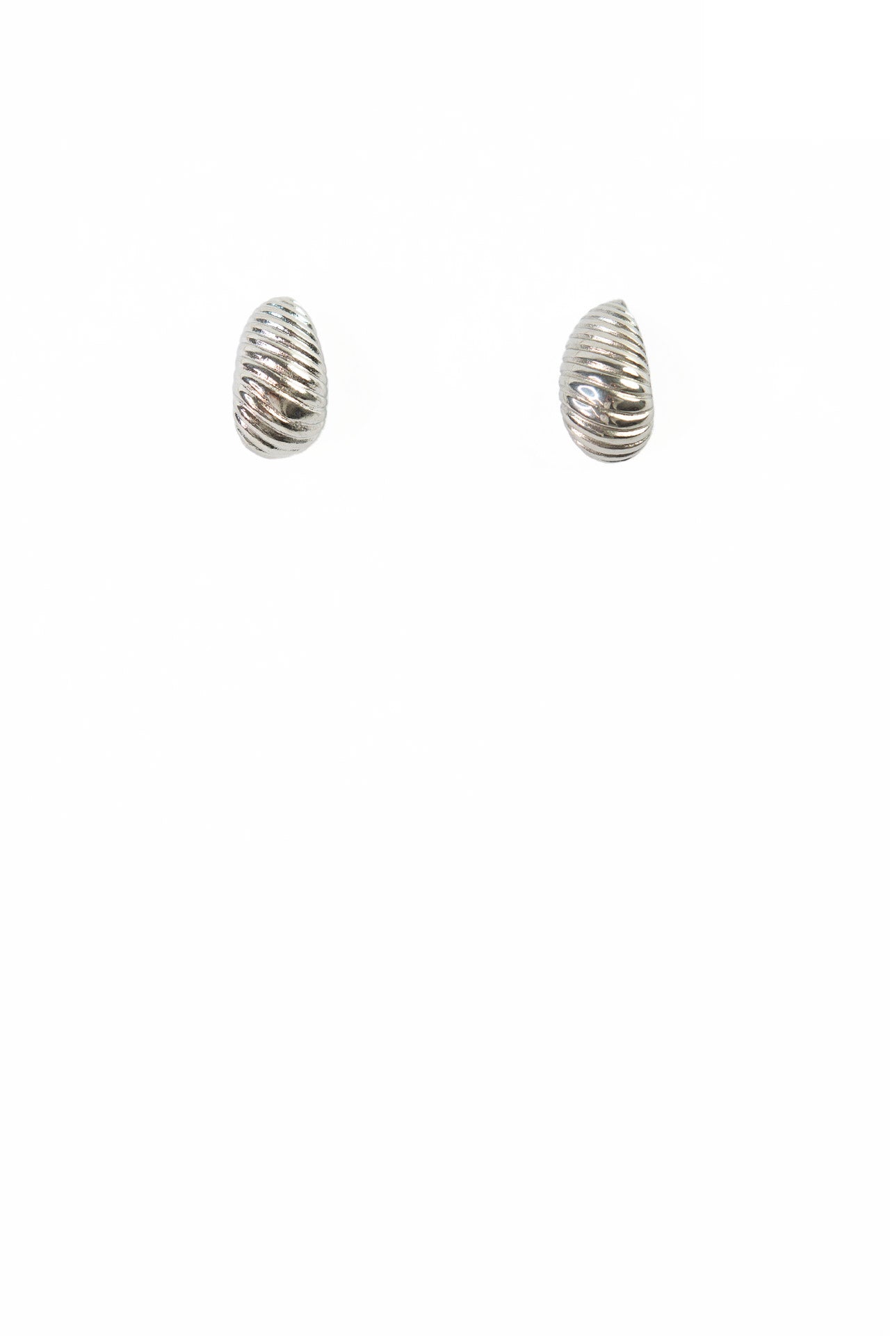 Reagan Vintage Ribbed Hoops