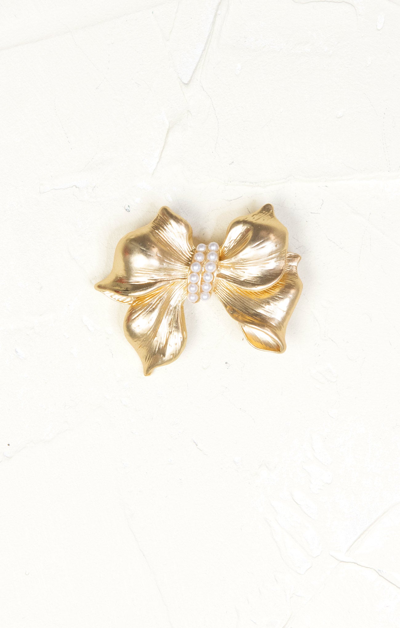 Pearl & Gold Bow Brooch, classic brooch, gold with pearl