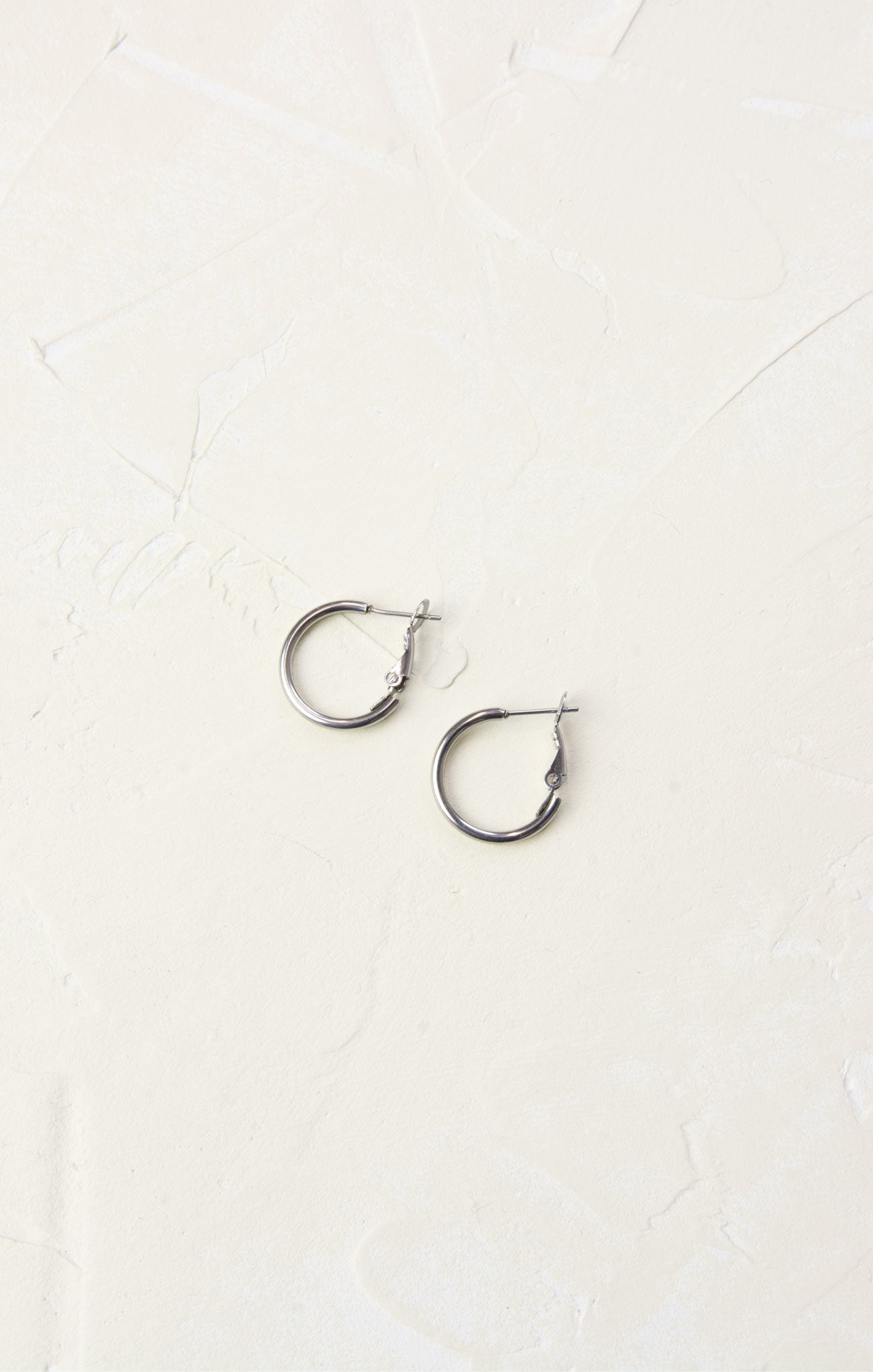 Grace Classic Hoop Earrings