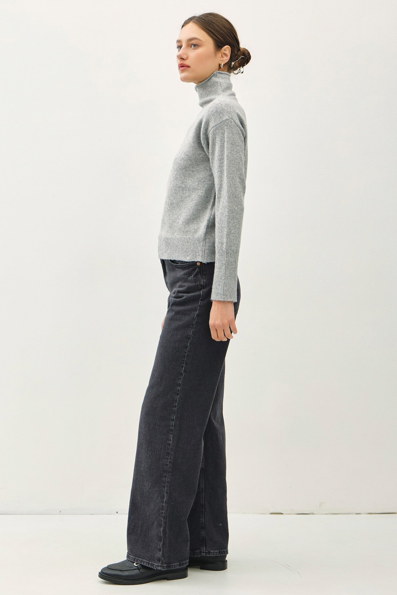 Lacey Turtleneck Sweater, high turtleneck, ribbed details, cuffs, simple, everyday, heather grey