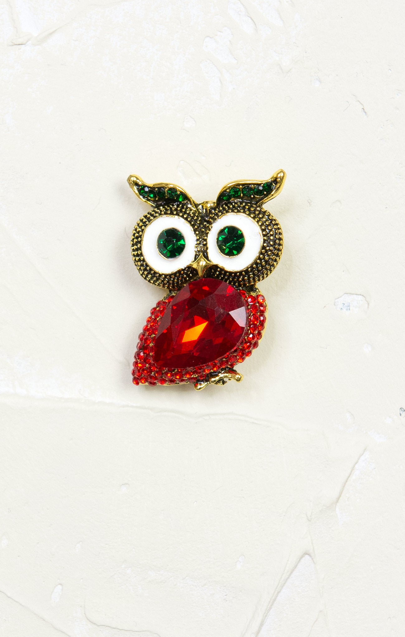 Vintage Owl Brooch, red, vintage feel, gold hardware