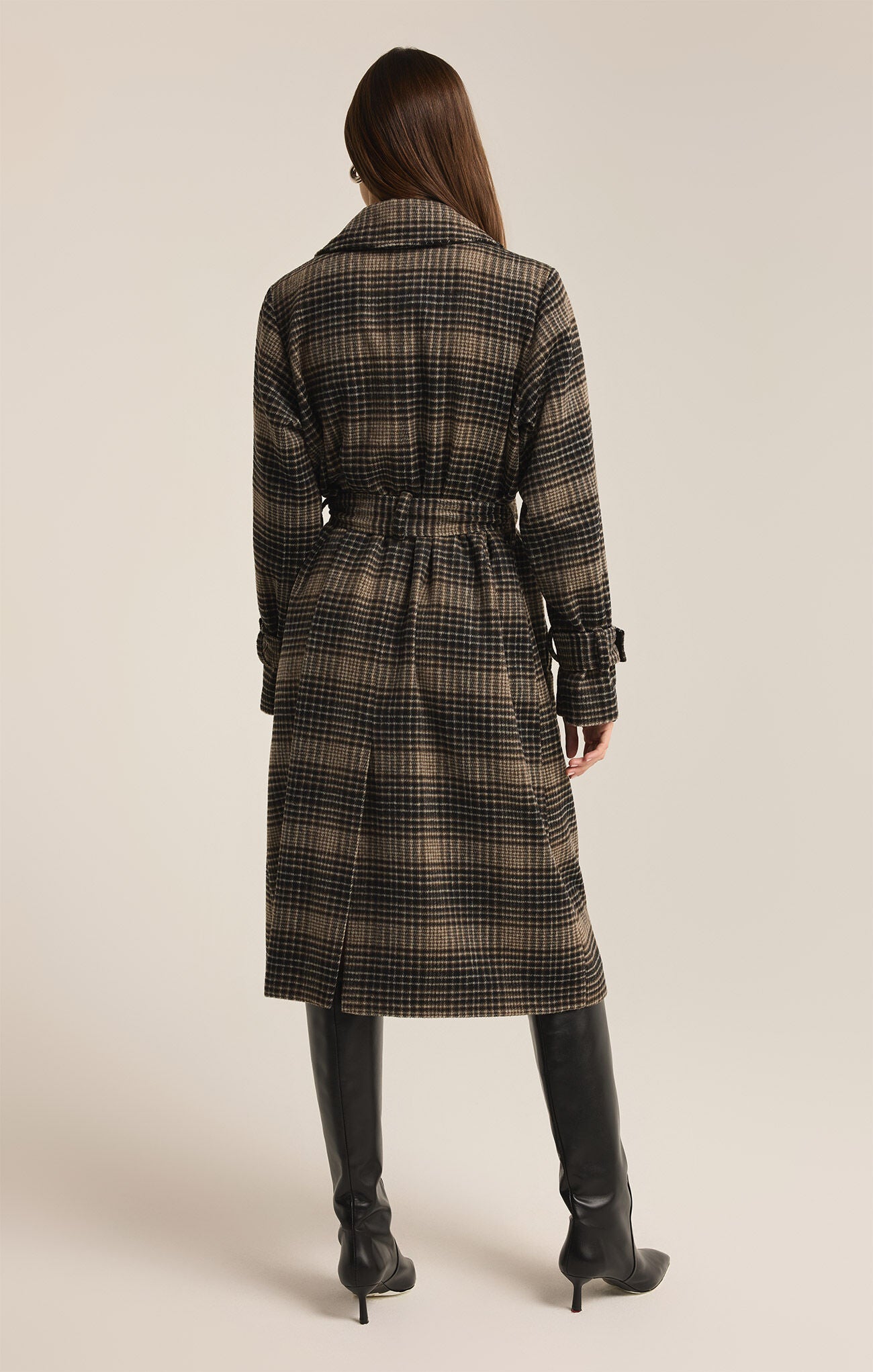 Z-Supply Jackie Plaid Trench, coat, color latte, plaid pattern, waist tie, back