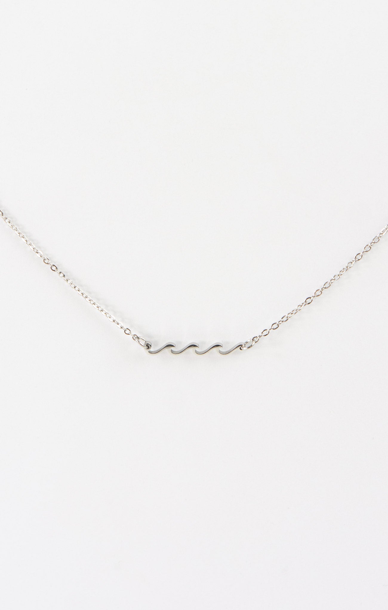 Ellie Rolling Wave Pendant Necklace