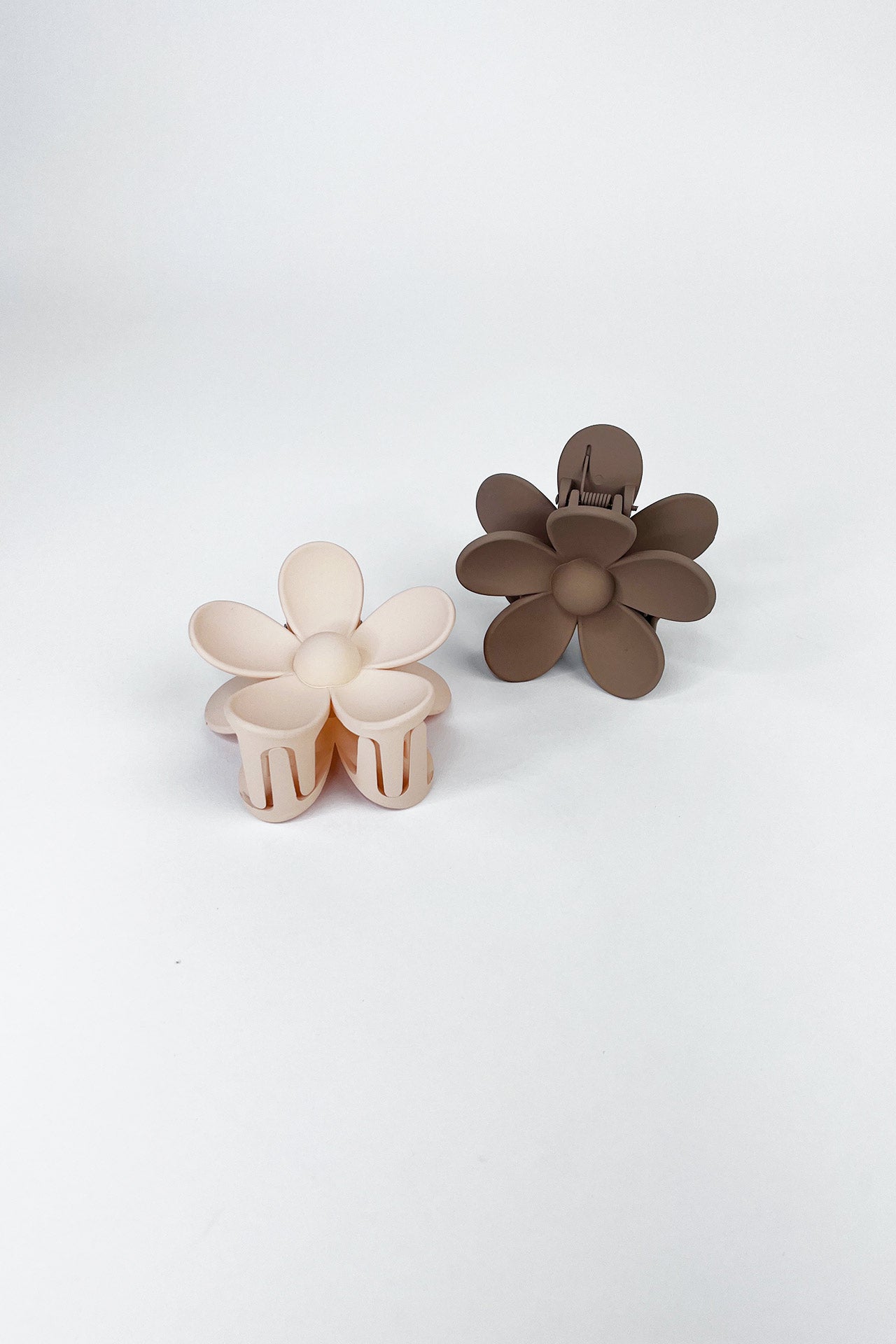 Colette Matte Flower Clip