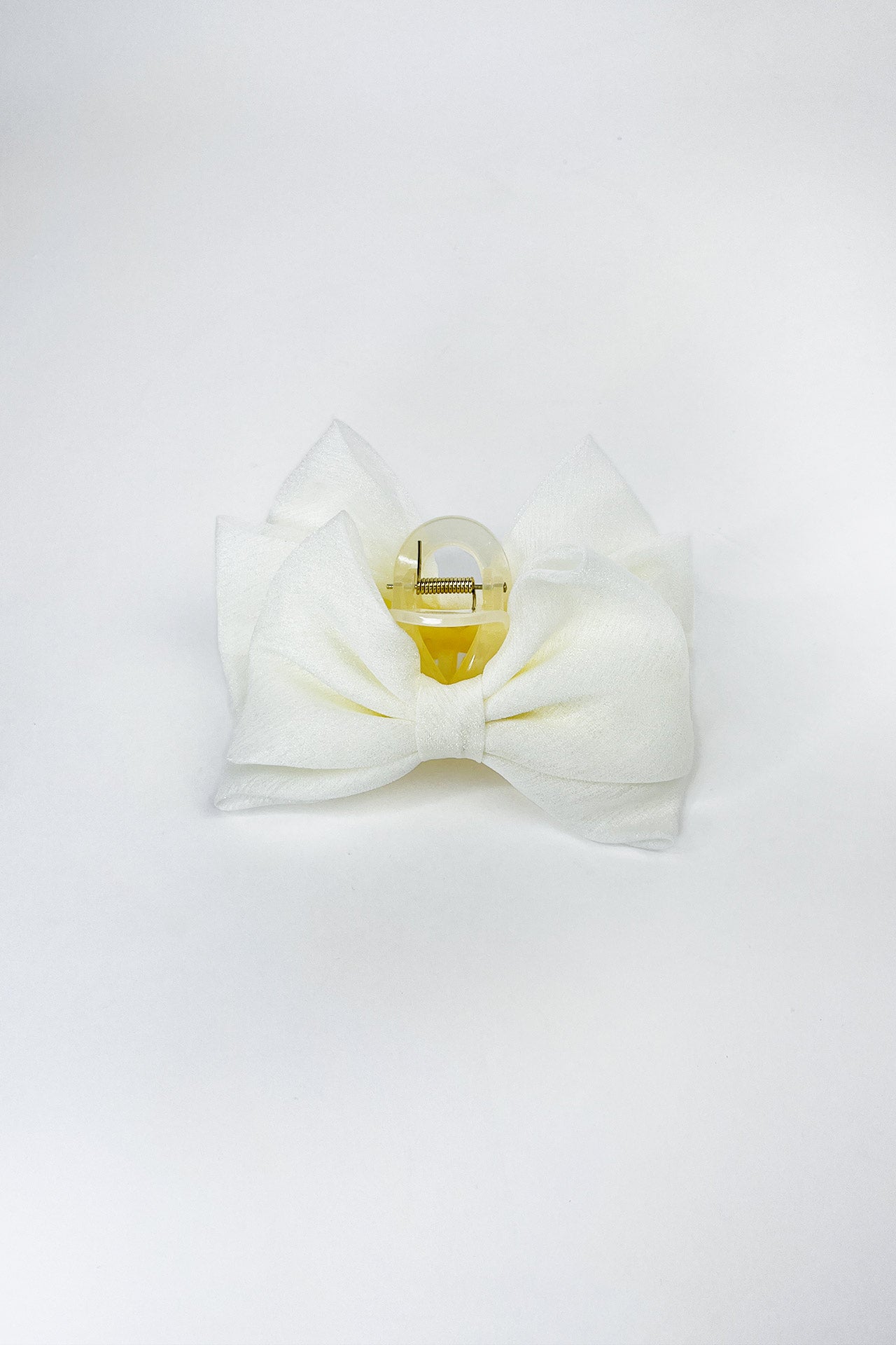 Leah Oversized Bow Clip